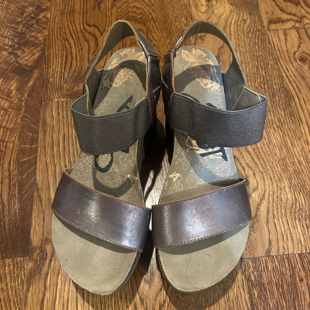 OTBT Brown Wedge Sandals